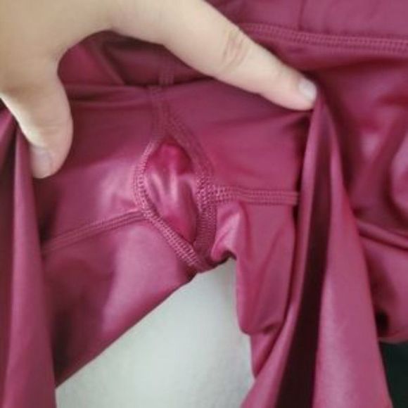 Victoria secret work out Capri leggings - Picture 13 of 13